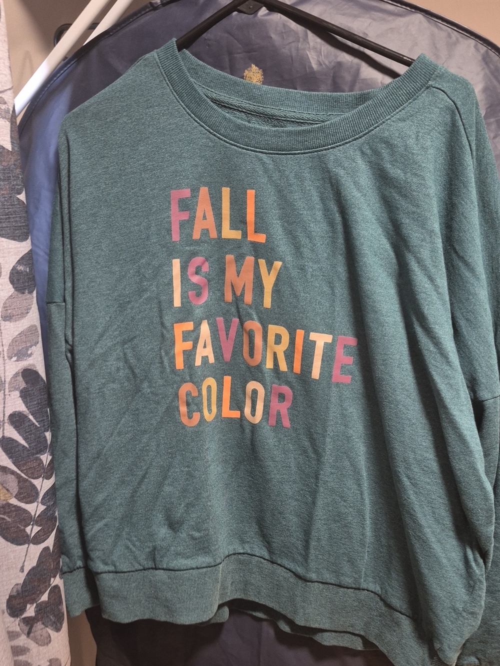Green Graphic Sweatshirt "Fall Is My Favorite Color"